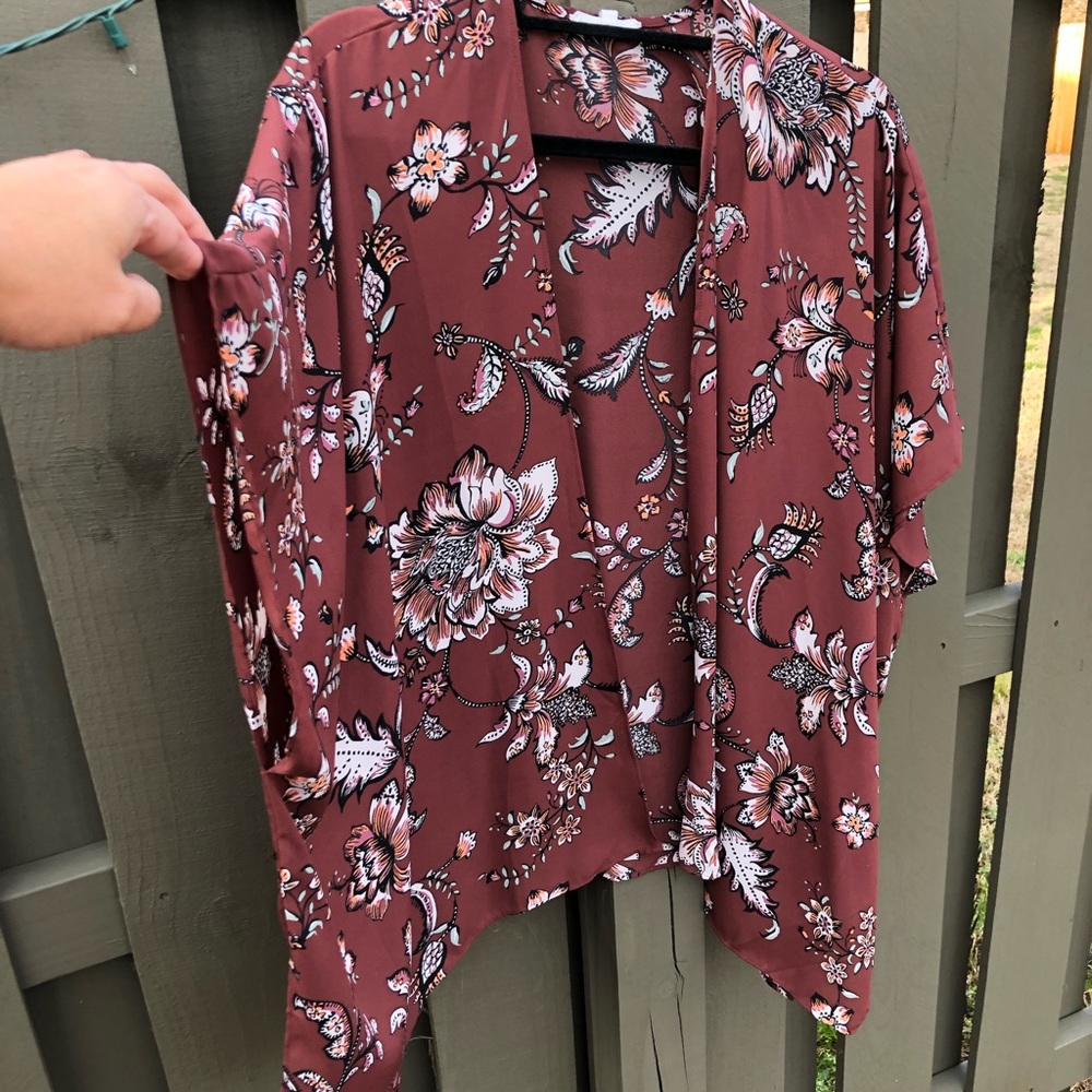 Maurices floral brown kimono